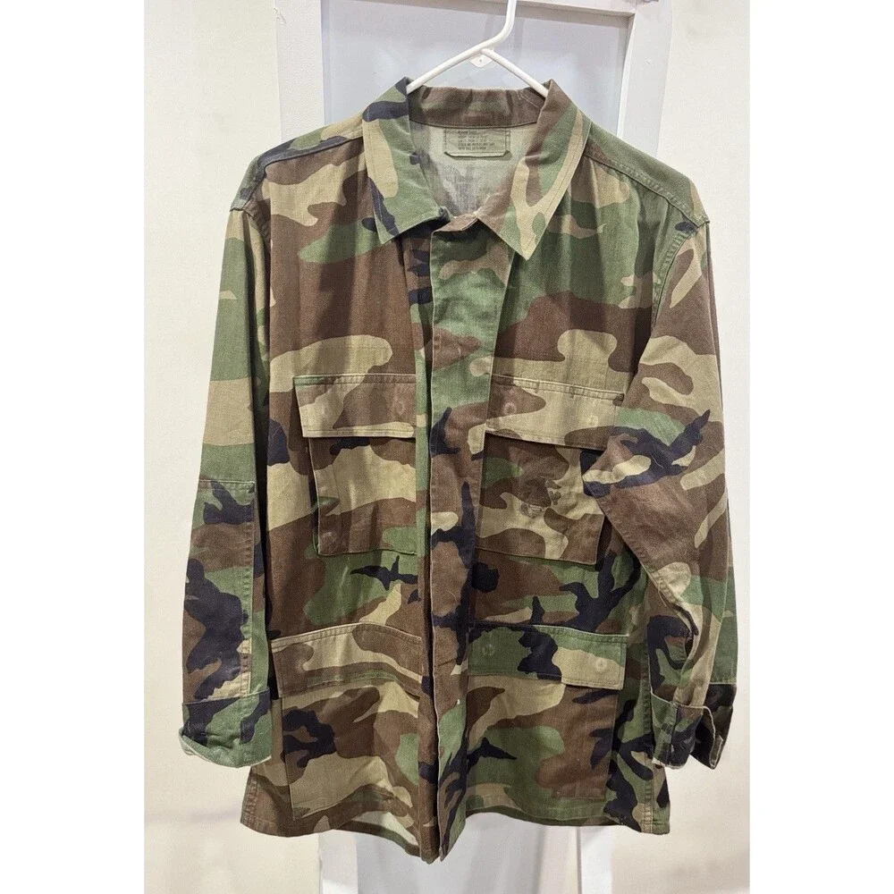 Vintage USGI Woodland Camo BDU Field Jacket Medium Short USMC EGA Stamp